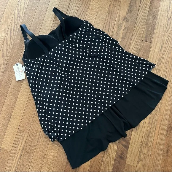 St. John’s Bay Slender One Piece Swim Dress Polka Dot Size 20W - Picture 5 of 5